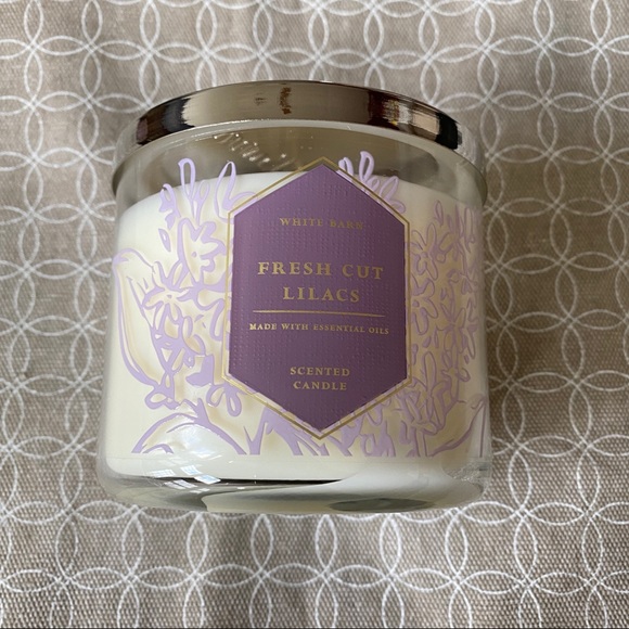 Bath & Body Works Fresh Cut Lilacs Candle
